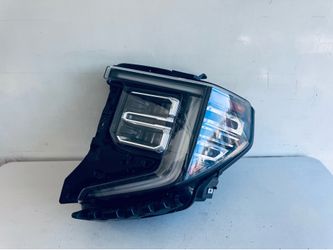 2022-2024 GMC SIERRA 1500 LEFT SIDE HEADLIGHT DUAL PROJECTOR LED CHROME OEM (524)