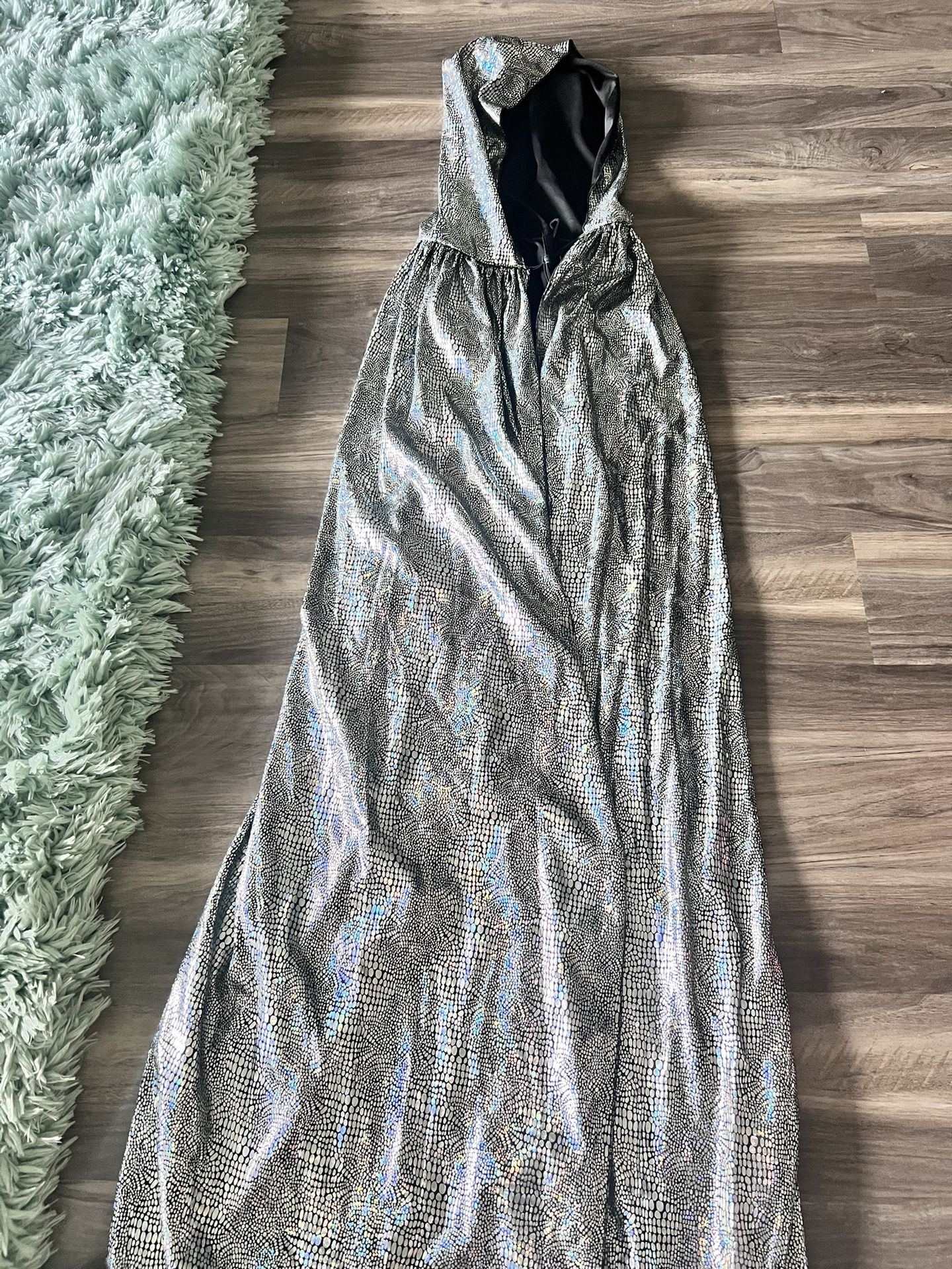 Silver Shiny Cape