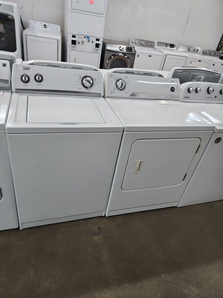 Whirlpool Large Capacity Washer Dryer Set for Sale in Garland, TX OfferUp