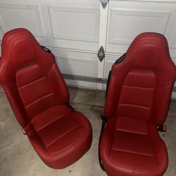 Post these in market place for me  Zo6 seats 2014-2019 $1,500