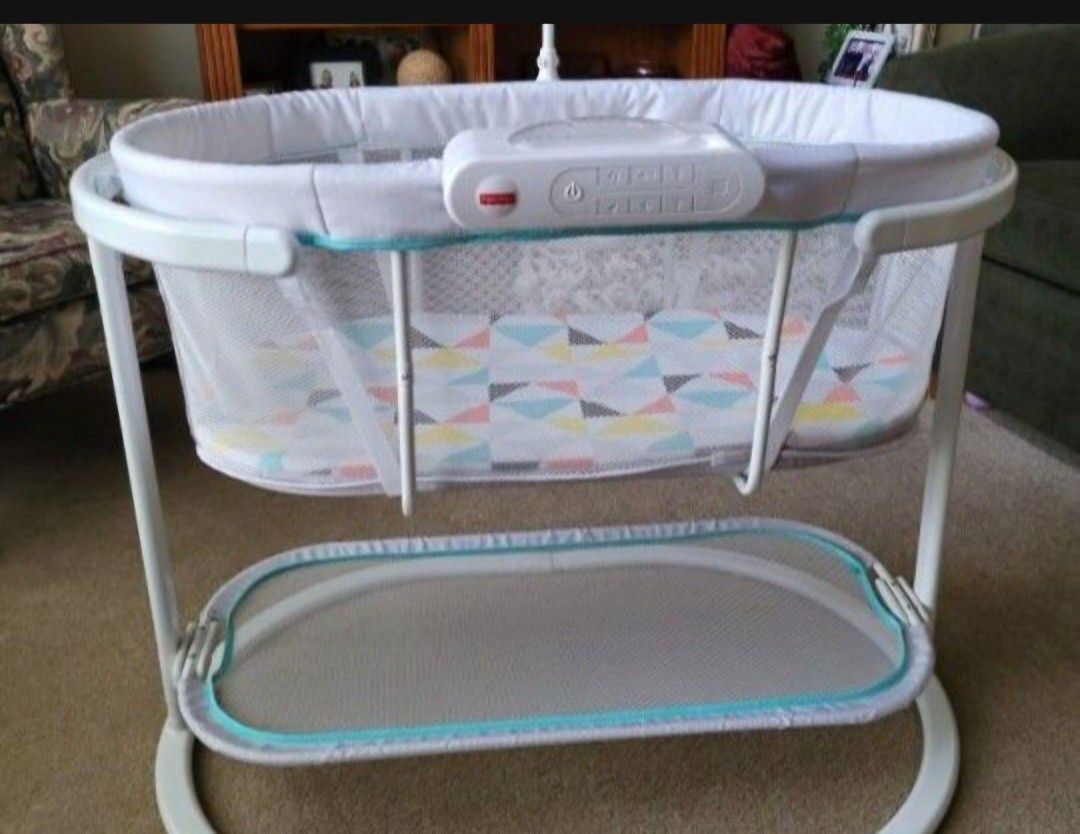 Like New Baby Bassinet