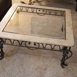 Tuscan Marble Coffee  Table. ****free****