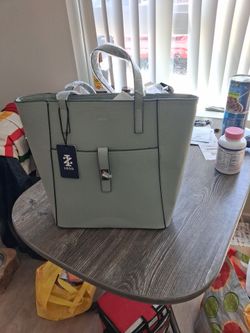 Woman's purses
