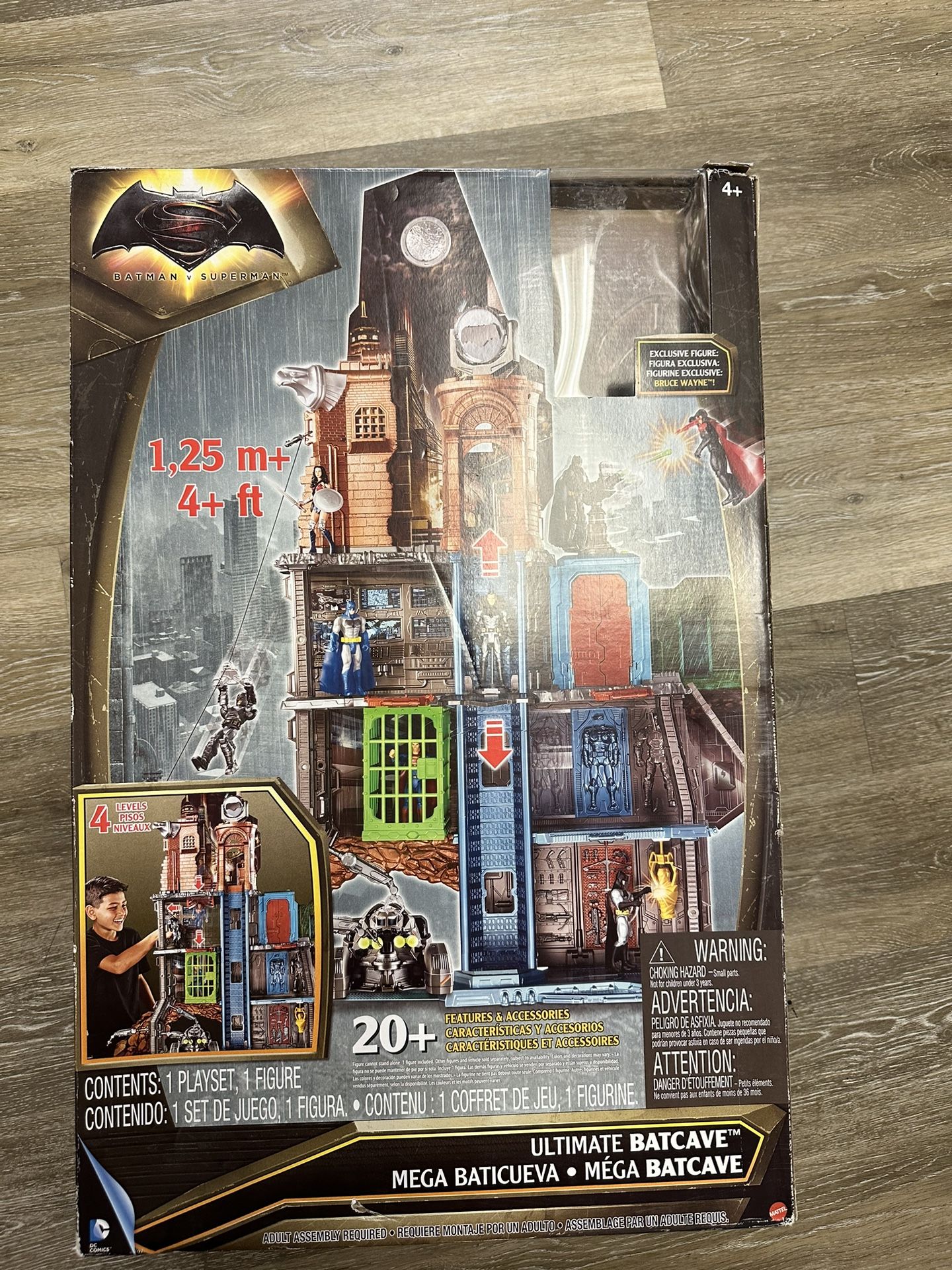 Ultimate Batcave Playset Batman Vs Superman DC Comics