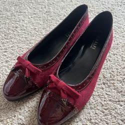 Amalfi by Rangoni Oriana Ballet Flats – Bordeaux Suede/Patent – Size 7M – New in Box