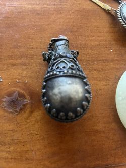 Perfume/snuff Bottle Pendant 