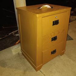 Bed Side Dresser