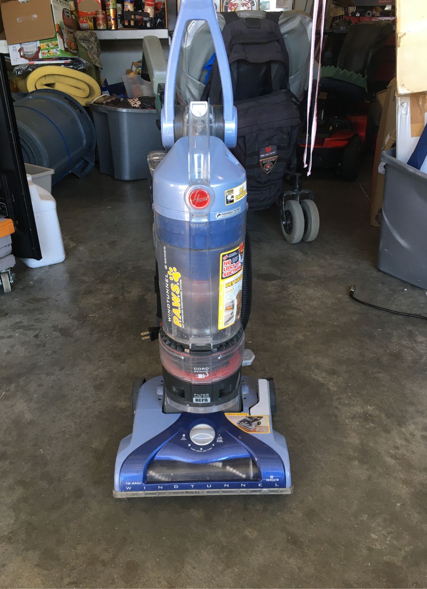 Hoover wind tunnel paws Vacuum cleaner New filters new belt very good condition