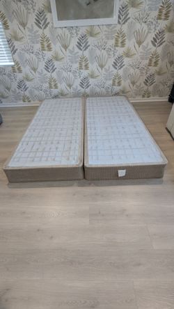 California King Split Box Spring / Foundation – 2 Pieces