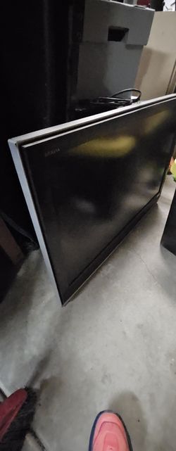 40 inch tV television