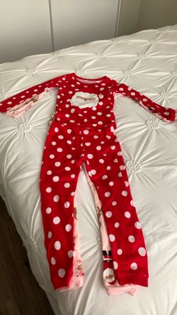 Two Set Carter’s 3 T Pjs/hablo Español