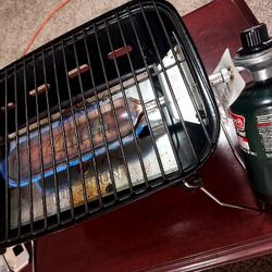 Expert Grill with 3 tanks