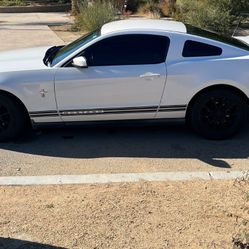 2010 Ford Mustang