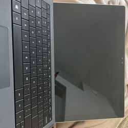 Microsoft Surface Pro 4 + Keyboard and Charger
