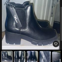 Women's Boots Size 8 NEW 