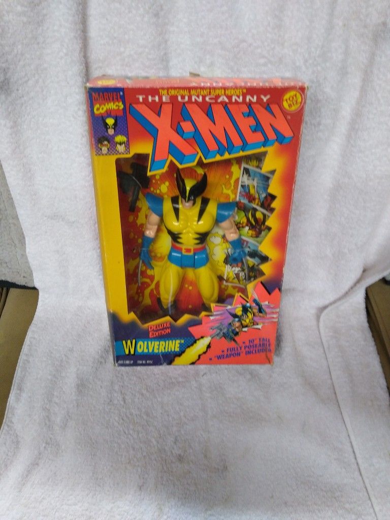 X-MEN Wolverine Figure