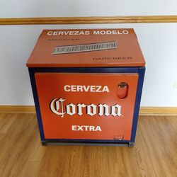 Man Cave Corona / Modelo Beers Cooler