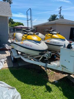 2004 Polaris jetskies