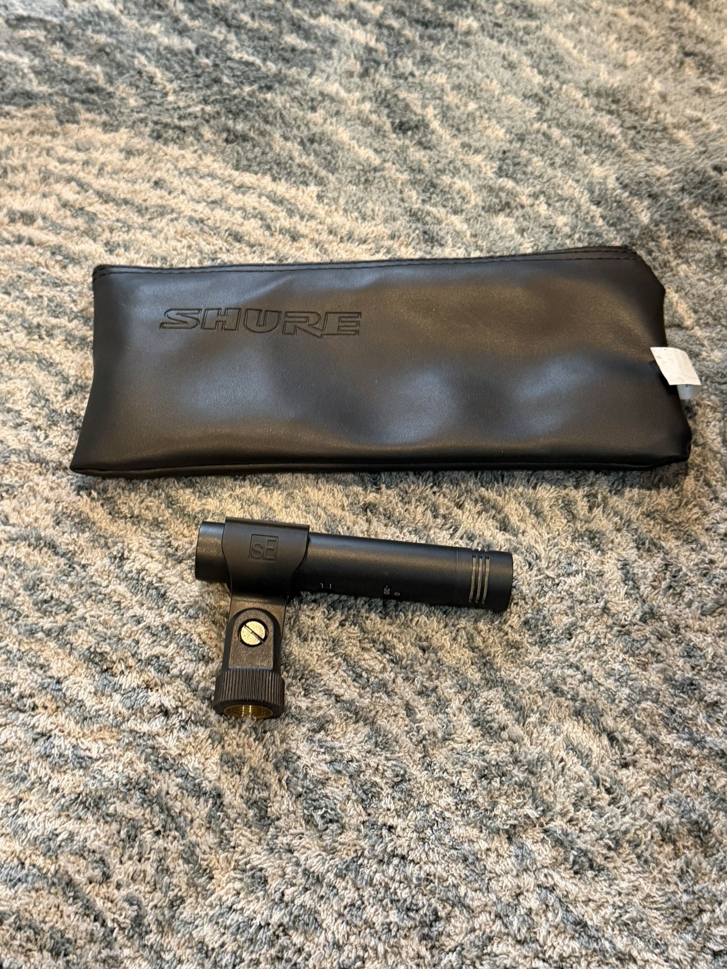 SE Electronics sE7 Small Diaphragm Condenser Microphone Black