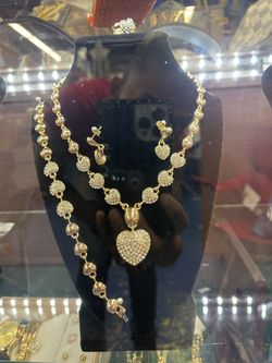 Woman’s Set Gold Plated 