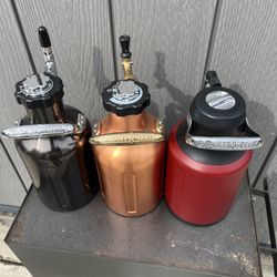 GrowlerWerks uKeg 64 Oz 1.9  Liter Stainless Steel Nitro Cold Brew Coffee Maker