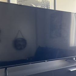 TCL 55 inch 4K Smart LED Roku TV