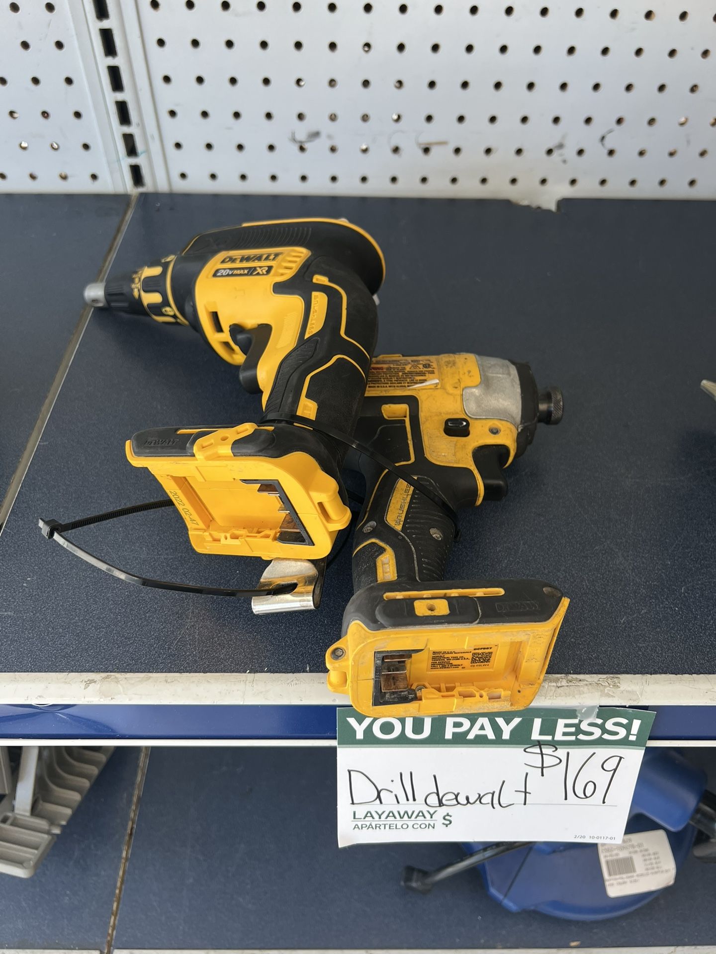 dewalt drill set