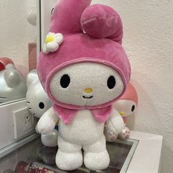Mymelody standing plushie 
