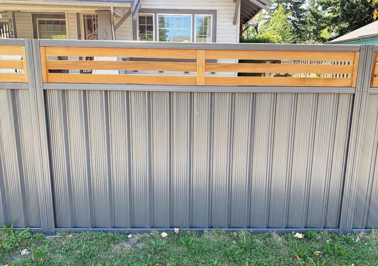 Privacy fencing