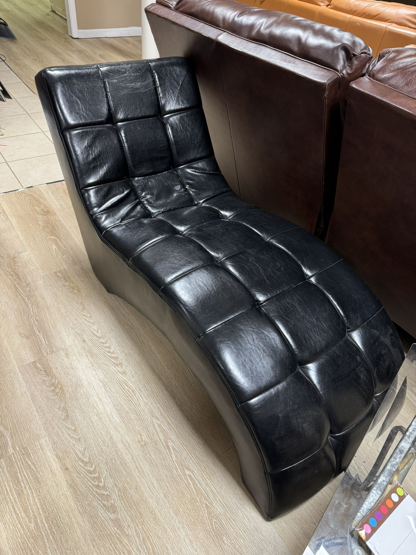 Chaise Lounger