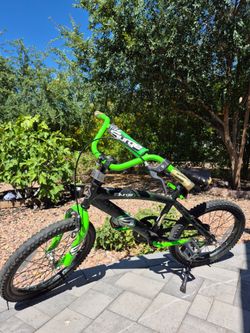 Race team bike