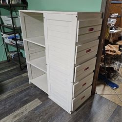 Wood Tall Dresser On Pics 📸 Measurement 