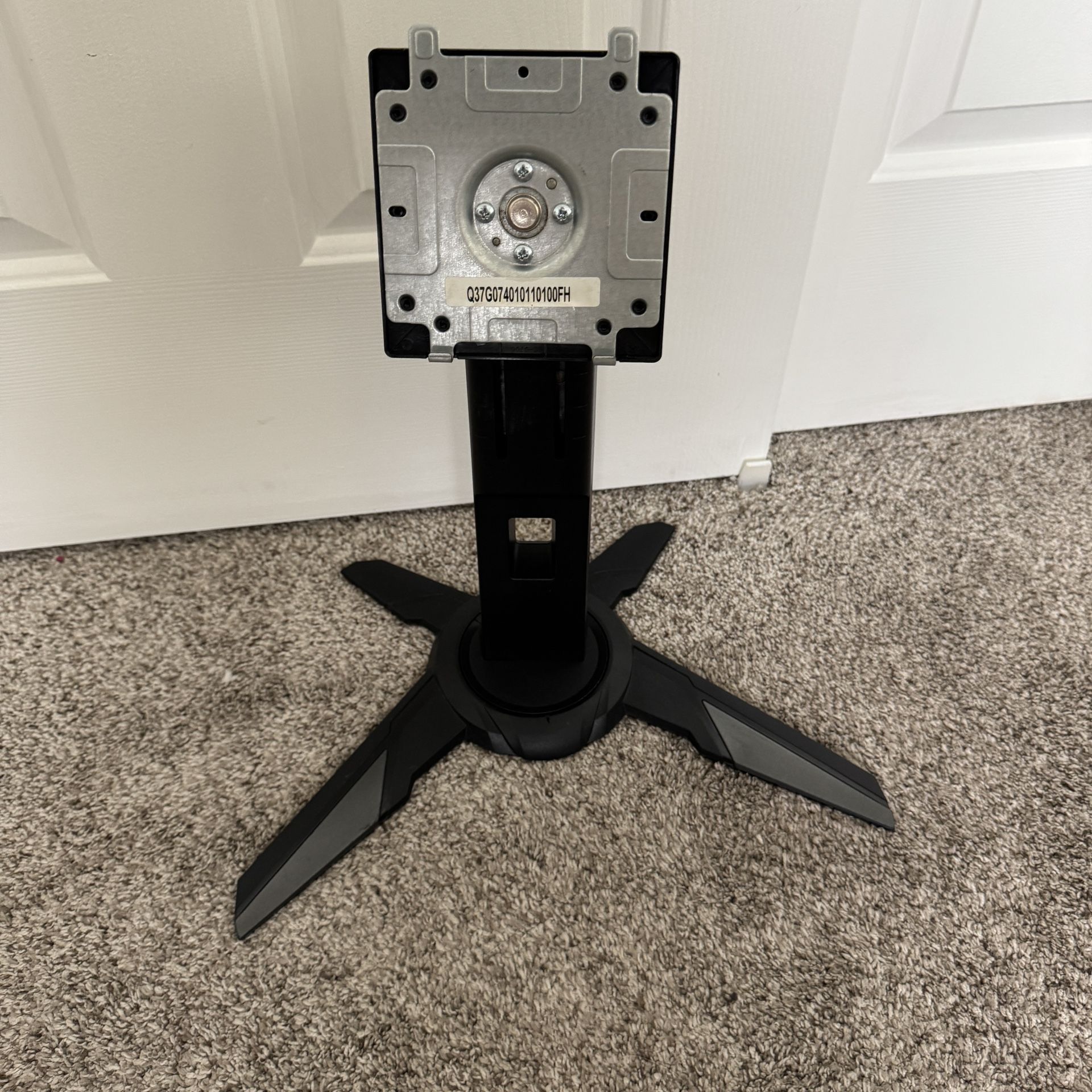 Monitor Mount