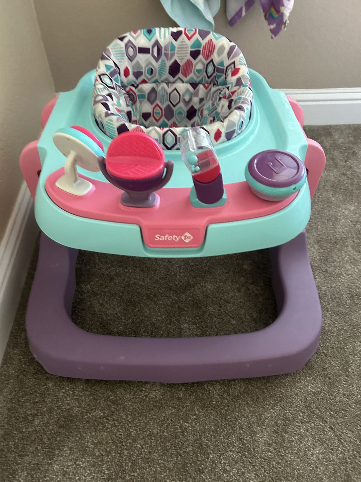 Safety 1st Baby Walker