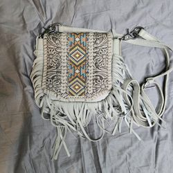 Montana West Fringe Crossbody Bag – New (No Tags)
Price: $25