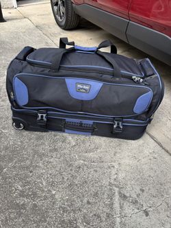 Travelpro TPro Bold 30-inch Expandable Drop Bottom Rolling Duffle