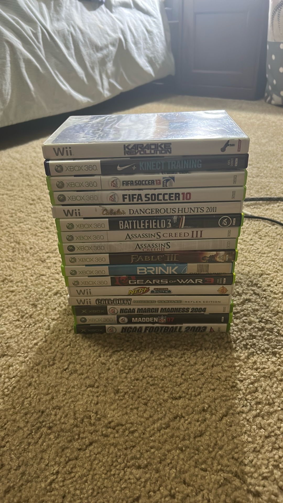 Lot of Xbox 360, Original Xbox, And Wii Games