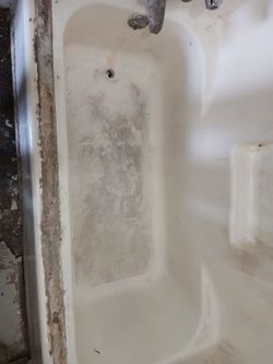 Tub Surround