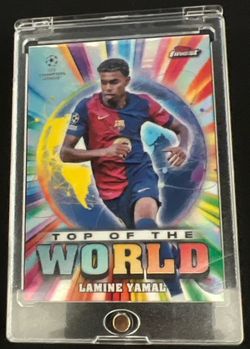 2024-2025 TOPPS LAMINE YAMAL "TOP OF THE WORLD" HOLOFOIL CARD