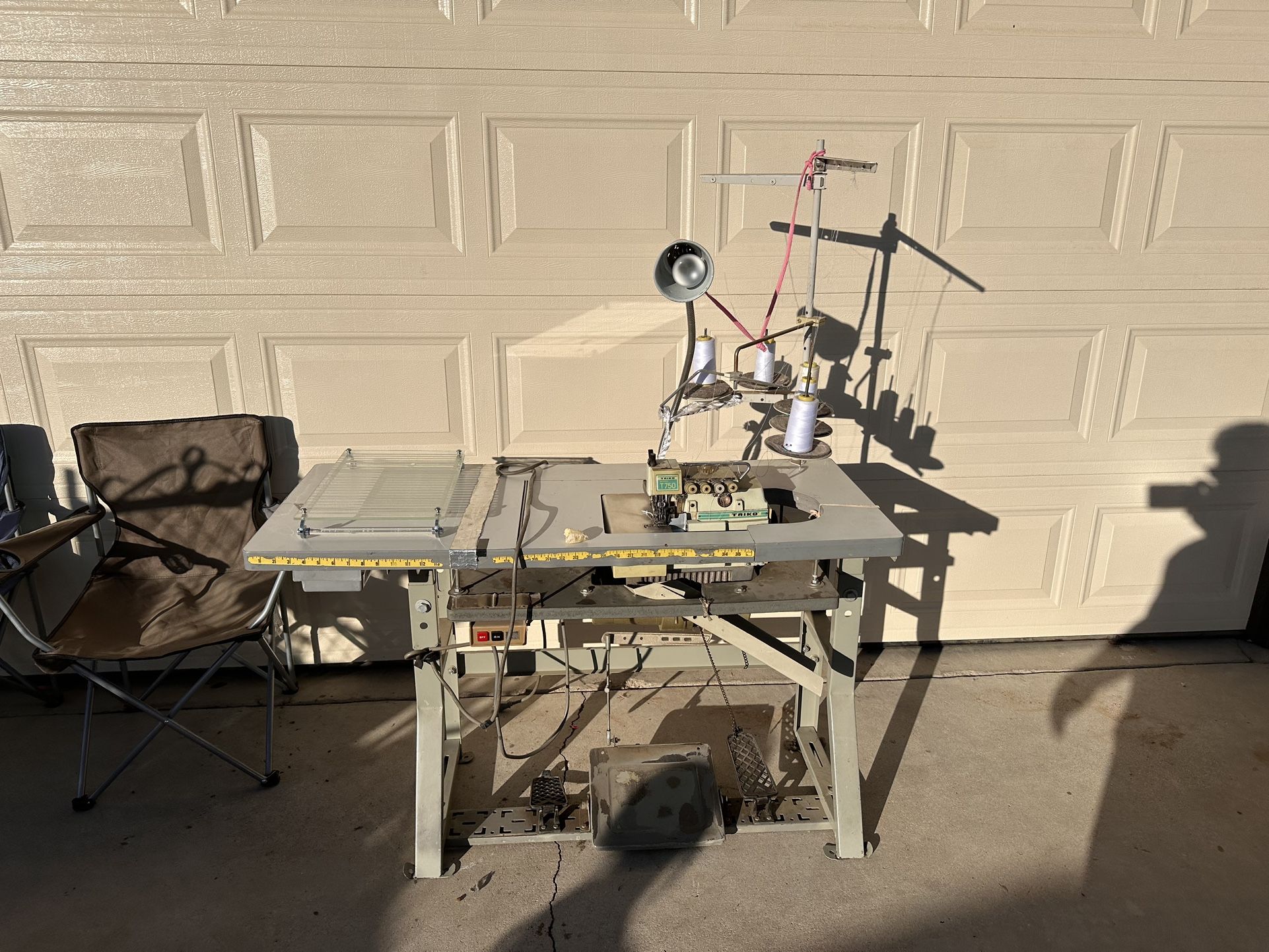 Overlook Sewing Machine