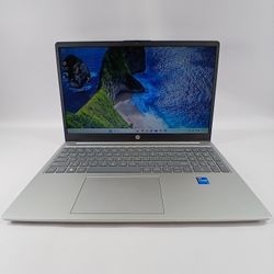 HP Laptop 15-FD0005DX 15.6" i5-1235U 1.3GHz 8GB RAM 512GB SSD
