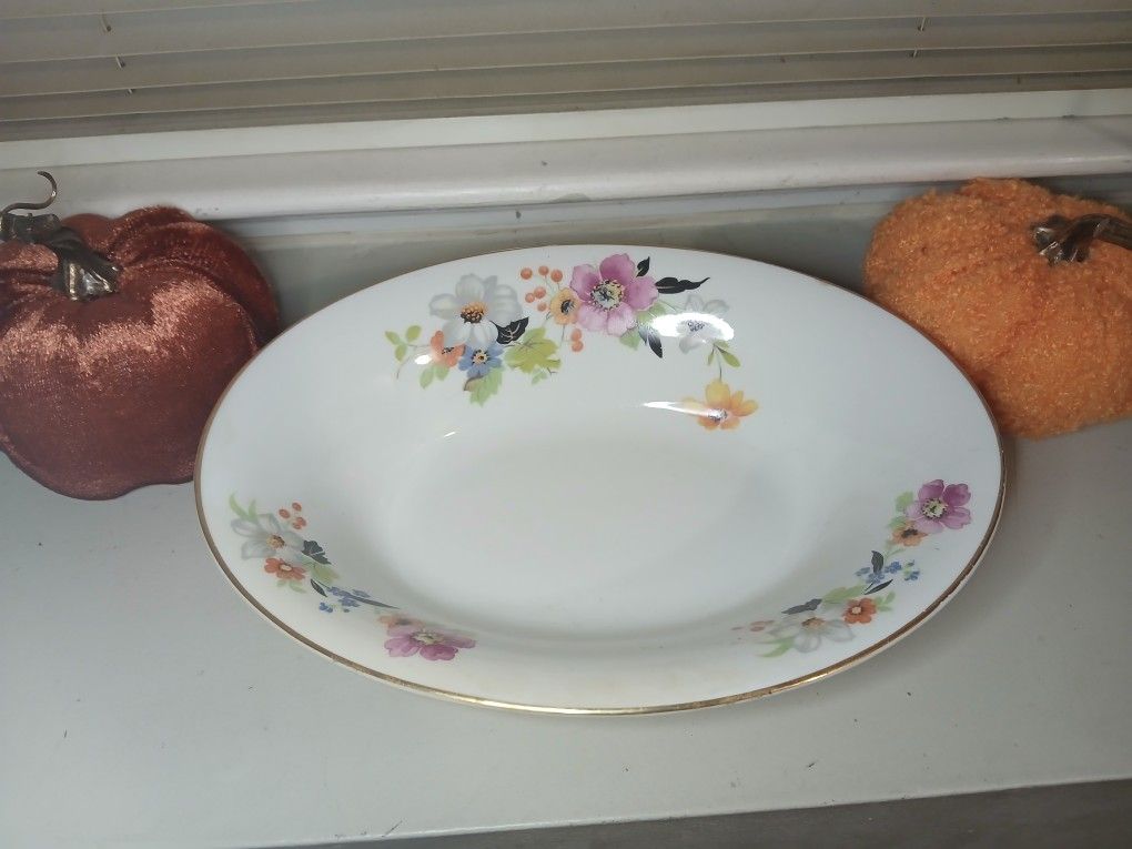 *Vintage* Princess House Gold Trimmed Bowl