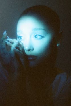 Ariana Grande Tickets