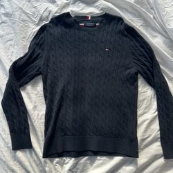 NEGOTIABLE: Never Worn Tommy Hilfiger Knit Sweatshirt Large