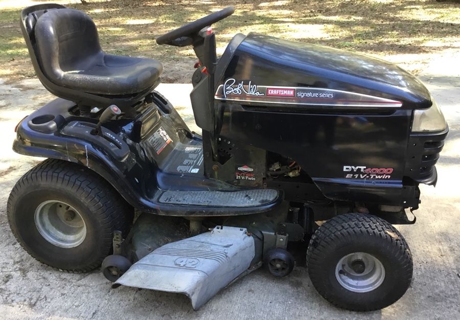 Bob Vila Craftsman Signature Series DYT 4000 21 V-Twin Lawn Tractor 21 HP OHV