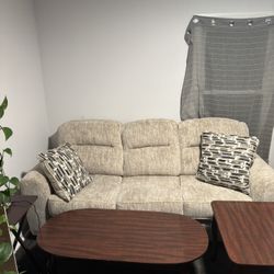 6 Month Couch With End Tables