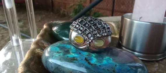 Gray Crystal & Yellow Agate Owl Stainless Steel Ring 💍