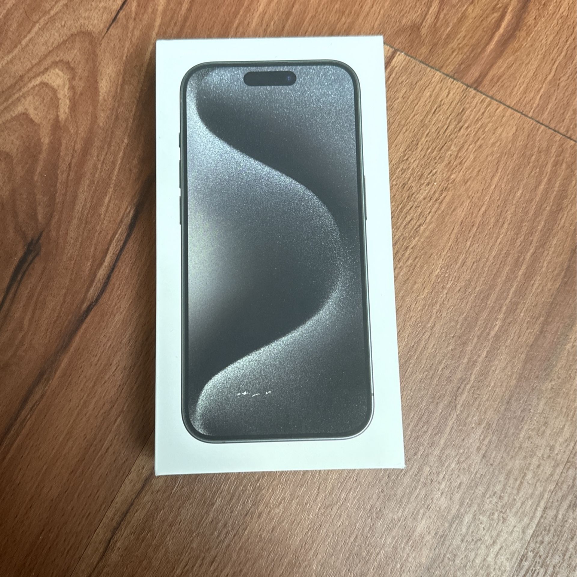 iPhone 15 Pro Box