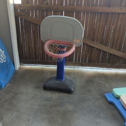 Kid's Basketball Hoop