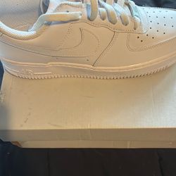 Women’s Size 81/2 